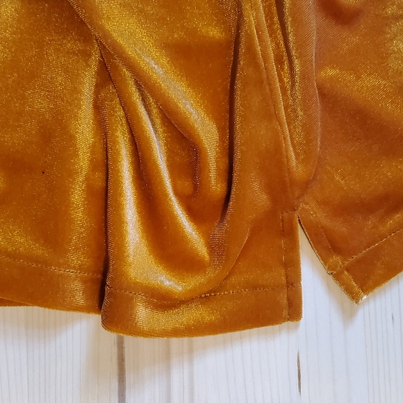 NWT Old Navy Velvet Blouse - Picture 4 of 5
